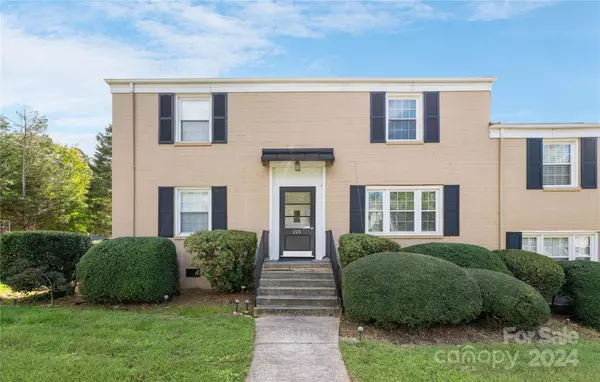 Charlotte, NC 28209,223 Wakefield DR #B