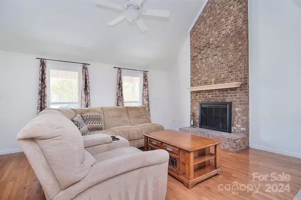 Harrisburg, NC 28075,6287 Spring Court LN