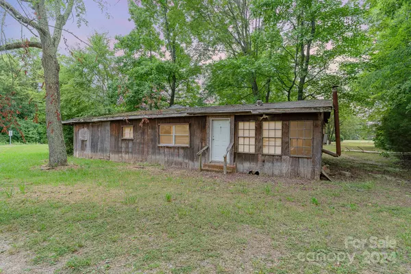 2437 Wilson RD, Linwood, NC 27299