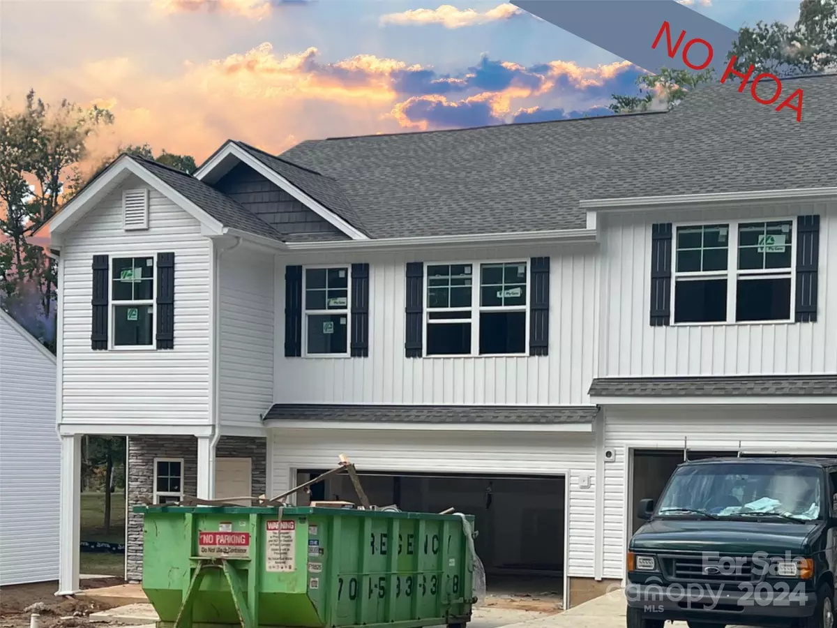 Charlotte, NC 28273,4909 Lebanon DR