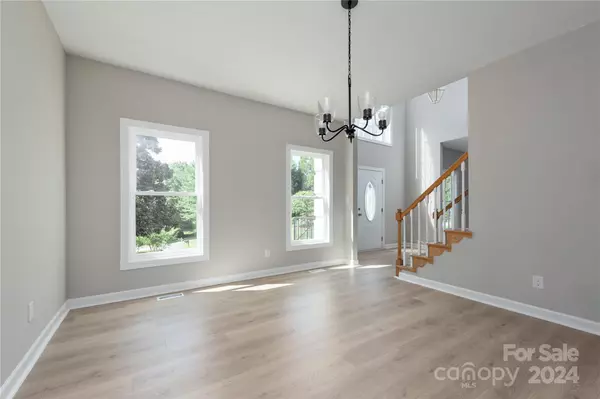 Mooresville, NC 28115,126 Jason LN