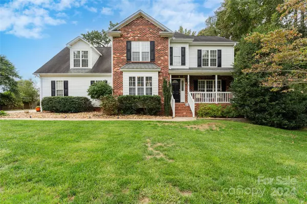 175 Graywood CT, Advance, NC 27006