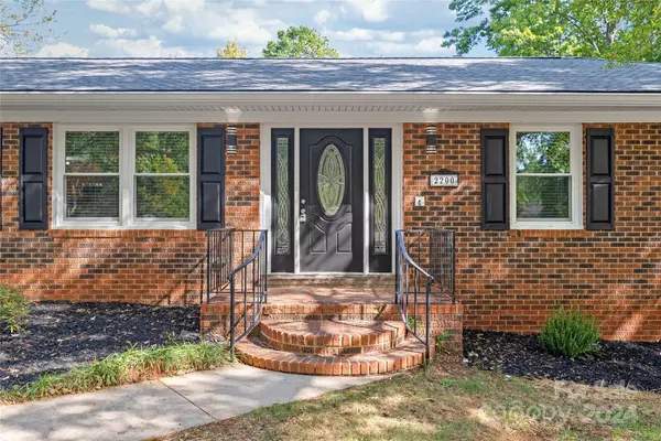 2200 Quail DR NW, Concord, NC 28027