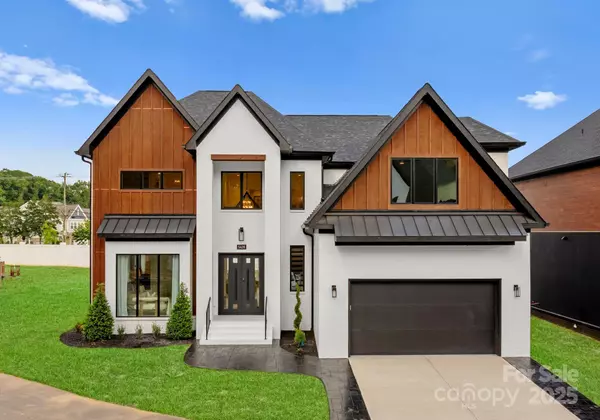 Charlotte, NC 28226,5428 Carmel RD