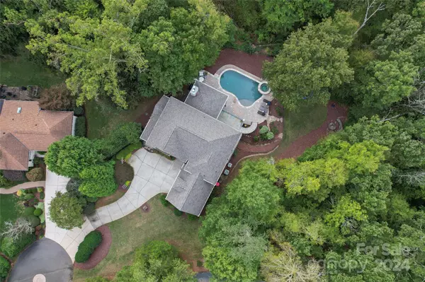 Davidson, NC 28036,235 Grey RD