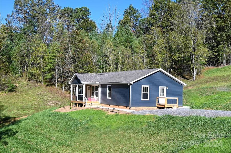 221 Appalachian WAY, Mars Hill, NC 28754