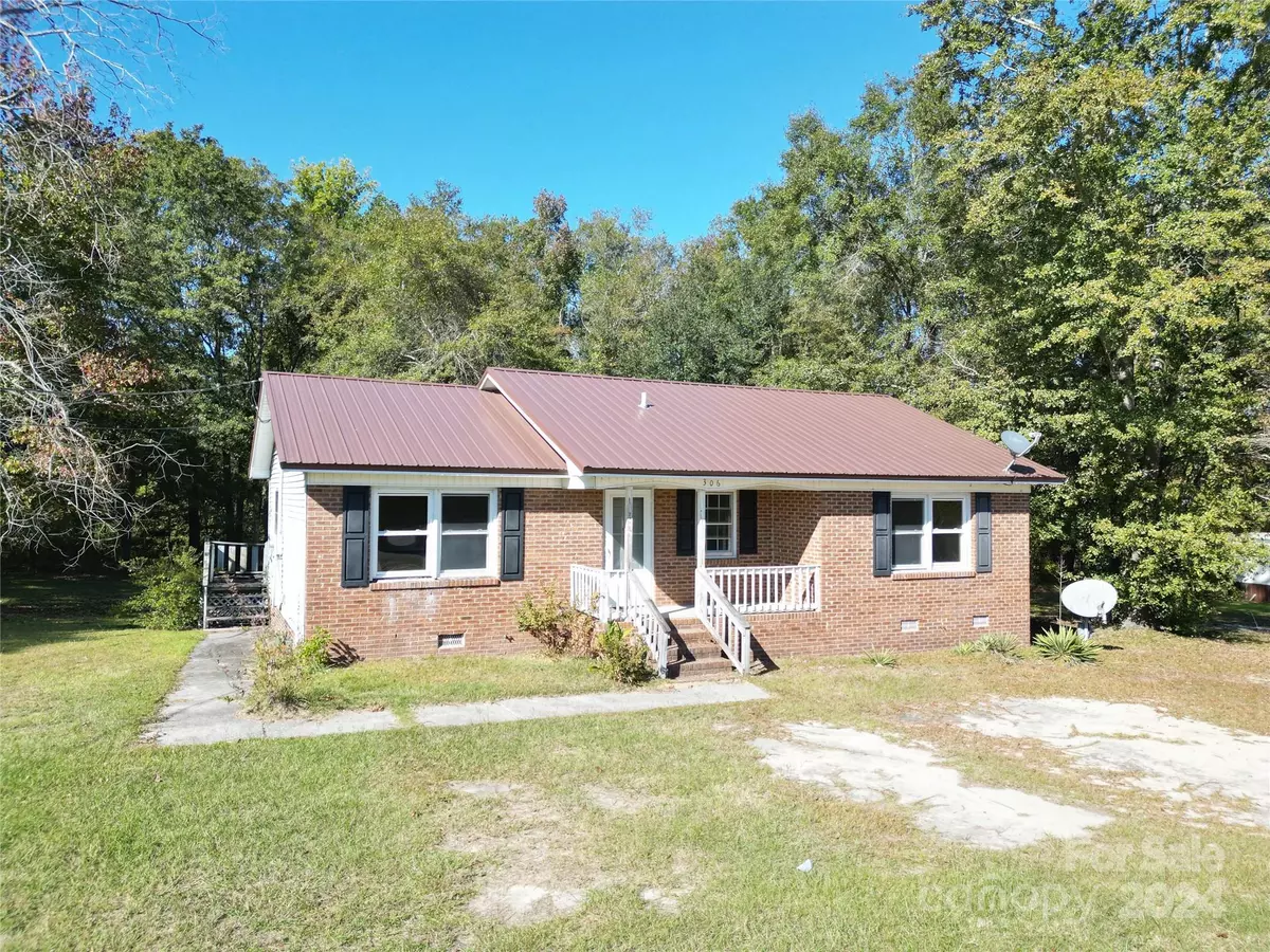 Morven, NC 28119,306 W White Oak ST