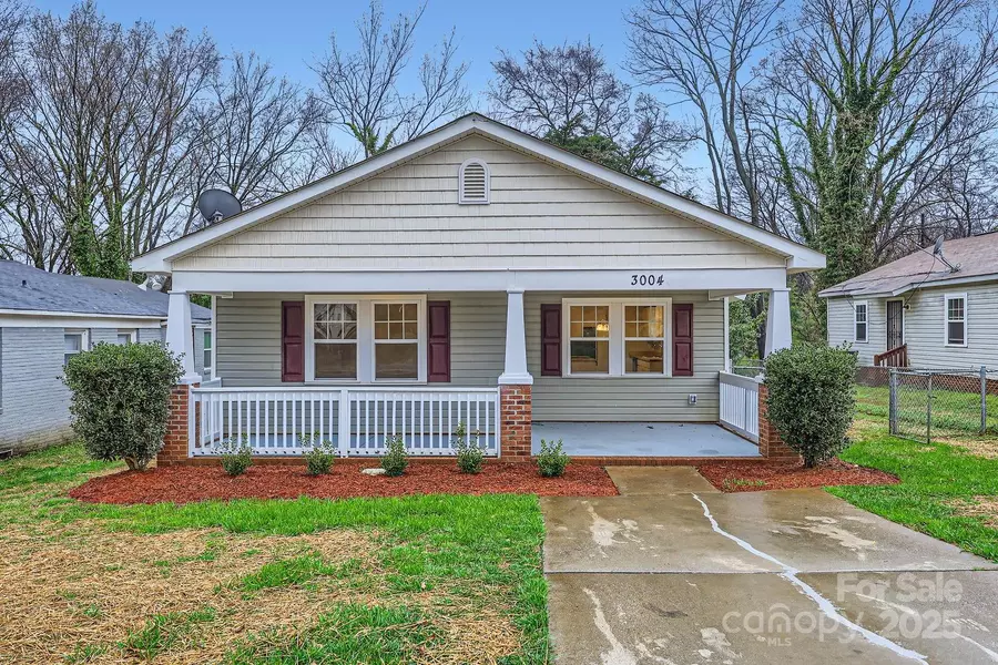 3004 Ridge AVE, Charlotte, NC 28208
