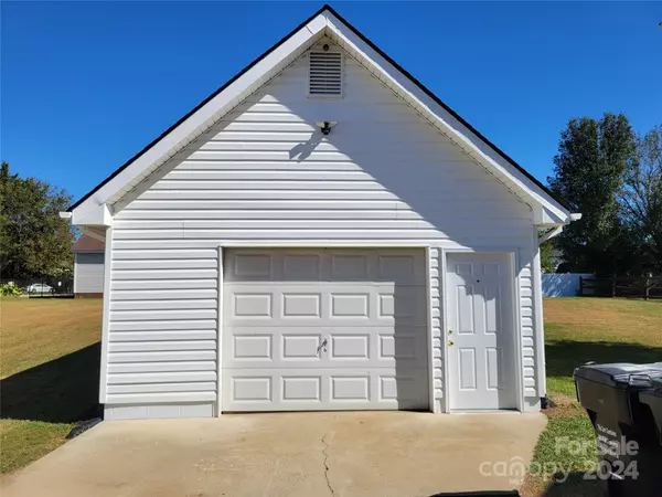 Concord, NC 28027,3827 Bent Creek DR SW