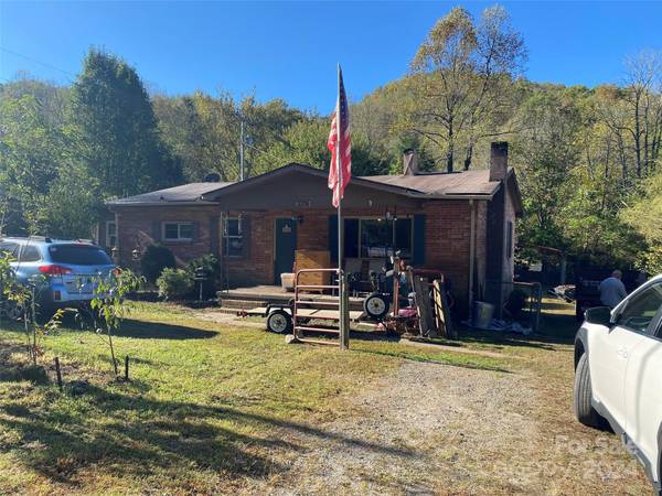 3376 Pickens HWY, Rosman, NC 28772