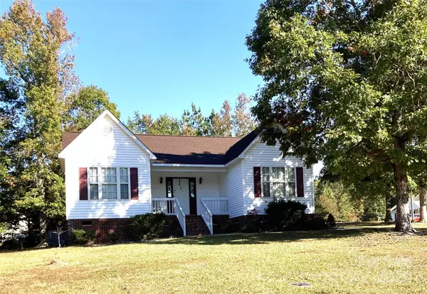 Lancaster, SC 29720,3002 Setters LN