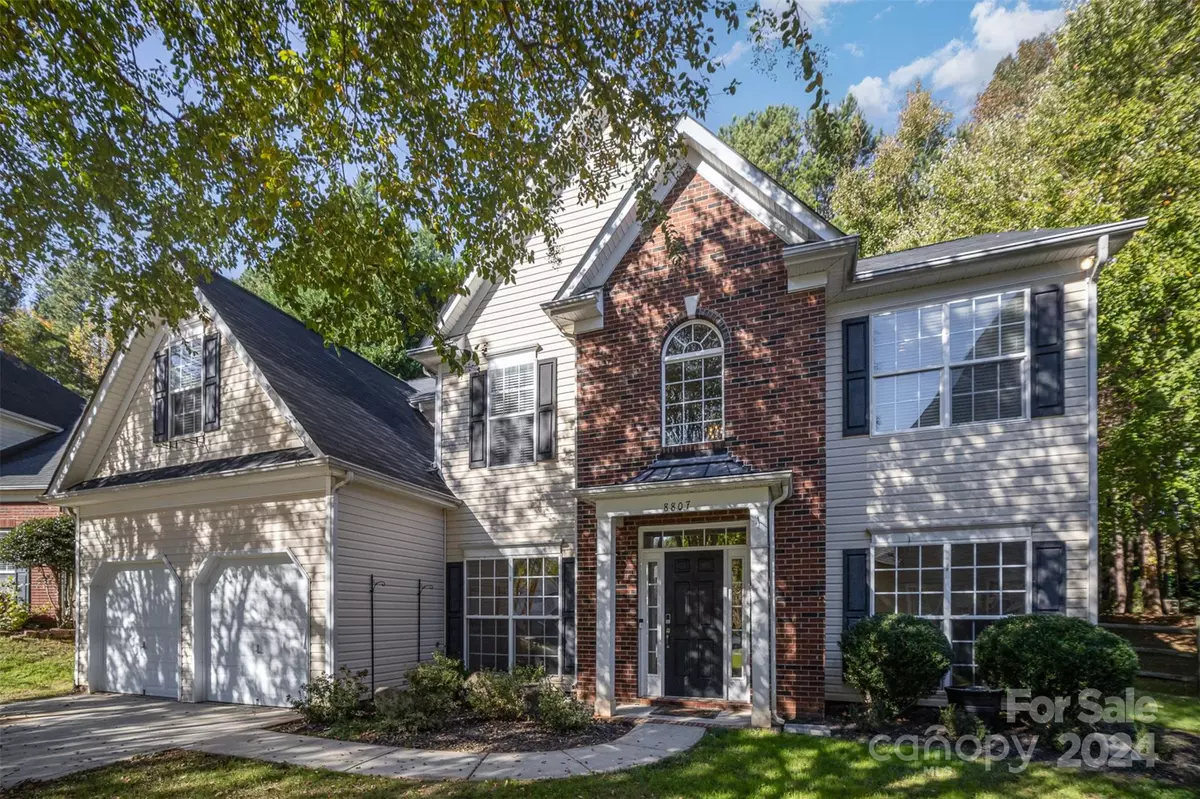 Huntersville, NC 28078,8807 St Brides CT