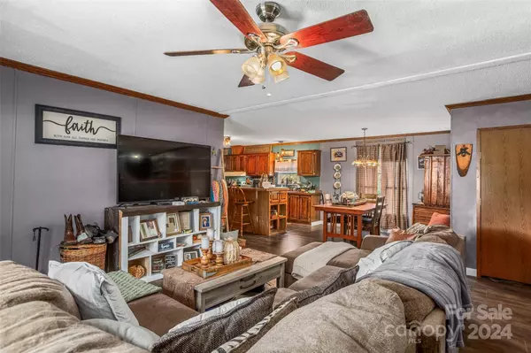 Rockwell, NC 28138,120 Forest ST