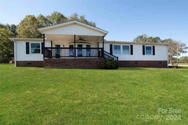 Clover, SC 29710,1375 Woodend LN