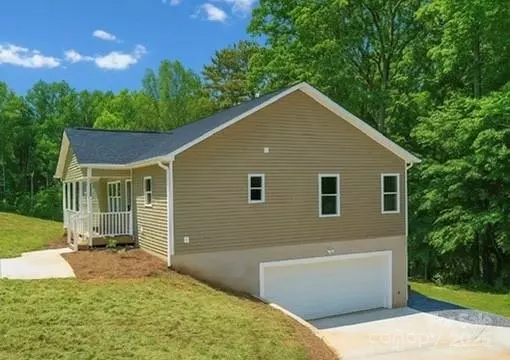Rutherfordton, NC 28139,206 Fairway DR