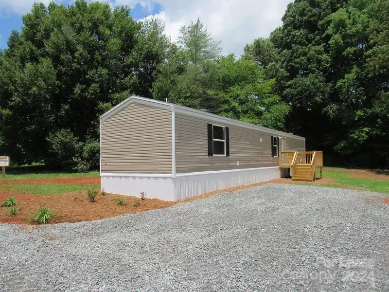 5761 Pea Ridge RD, Rutherfordton, NC 28139