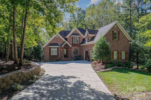 7029 Pebble Bay DR, Denver, NC 28037