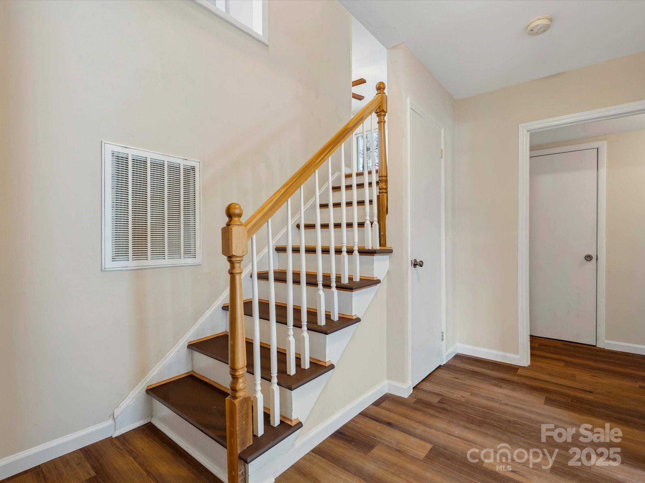 Charlotte, NC 28217,311 Whispering Pines DR
