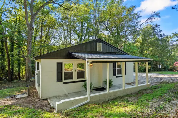 Chesterfield, SC 29709,115 Red Oak ST