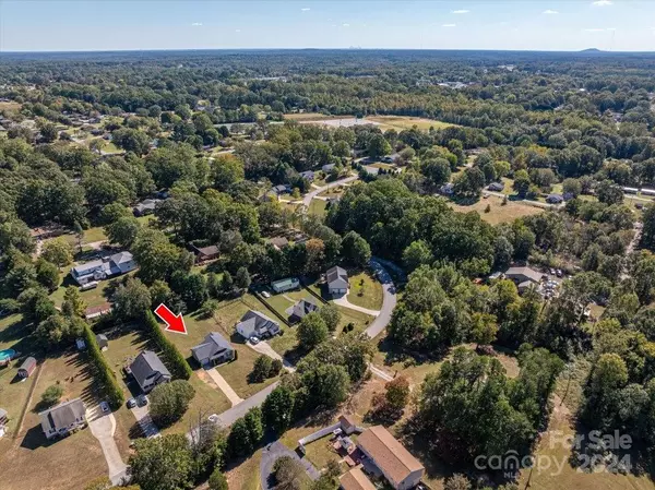 Lincolnton, NC 28092,188 Periwinkle ST