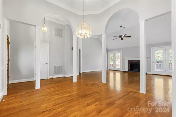 Concord, NC 28027,4823 Morris Glen DR