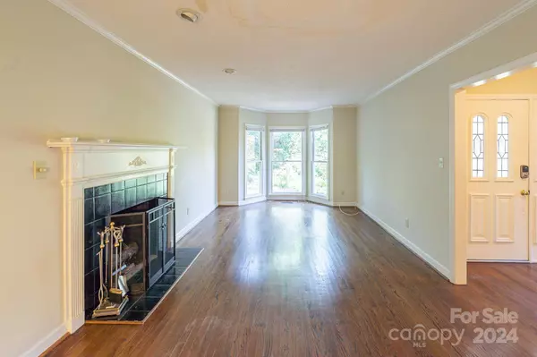 Charlotte, NC 28211,6010 Millbury CT