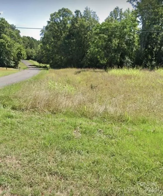 1085 Waxhaw Village RD, Lancaster, SC 29720