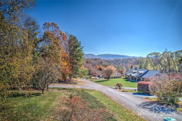 Fairview, NC 28730,27 Cane Creek CIR