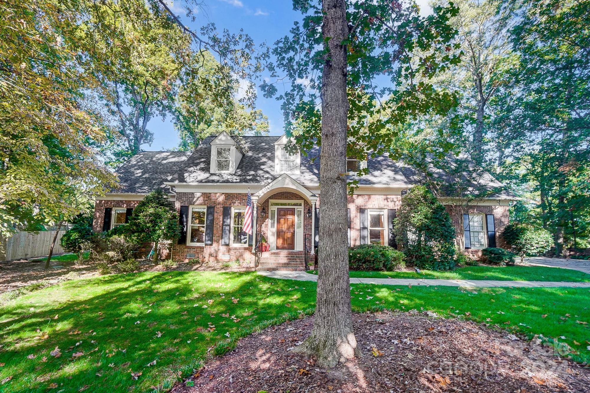 Matthews, NC 28105,431 Sabot LN