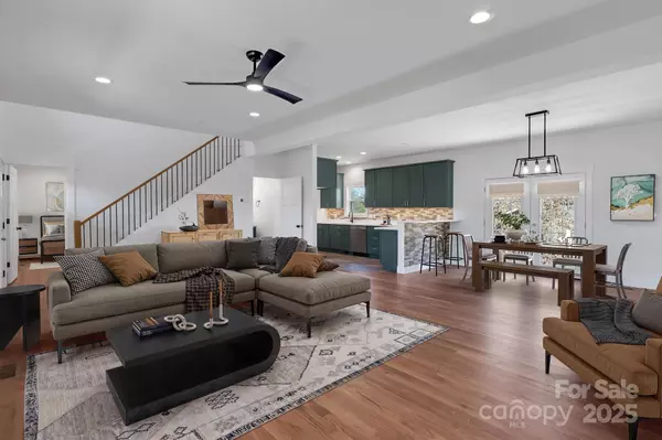 Leicester, NC 28748,44 Judith DR