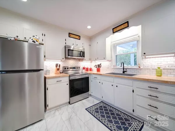 Camden, SC 29020,22 Garden Spot LN