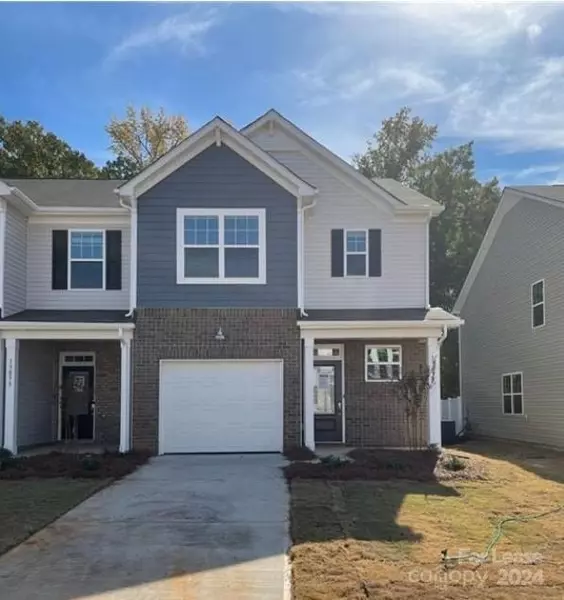 13037 Cottage Crest LN, Charlotte, NC 28273