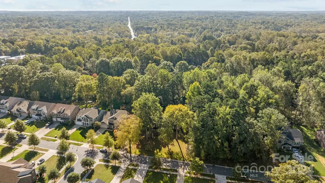 215 Smithfield DR, Charlotte, NC 28270