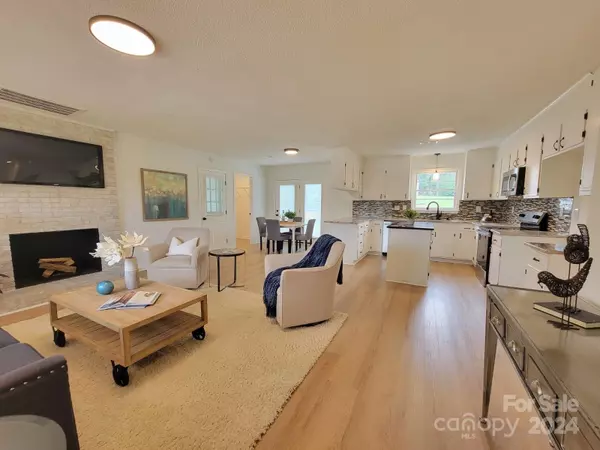 Shelby, NC 28150,206 Merit DR