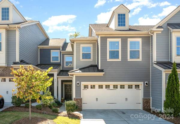 641 Amber Meadows WAY, Tega Cay, SC 29708