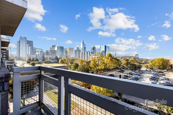 710 W Trade ST #706, Charlotte, NC 28202