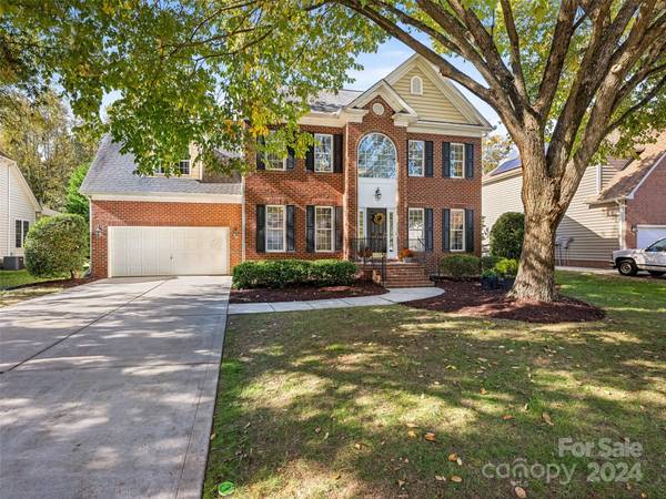 8914 Whittingham DR, Waxhaw, NC 28173