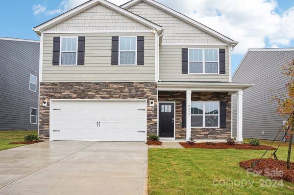 8059 Plymouth DR, Sherrills Ford, NC 28673