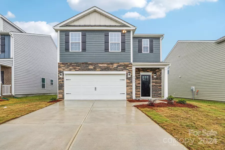 8063 Plymouth DR, Sherrills Ford, NC 28673