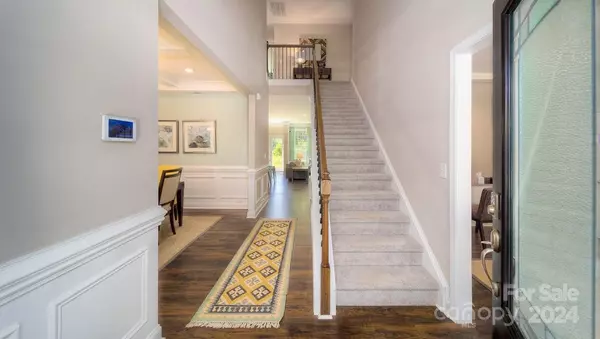 Hendersonville, NC 28792,89 Silverthorne CT