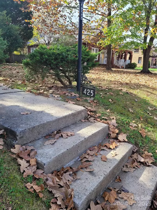 Salisbury, NC 28144,425 Maupin AVE