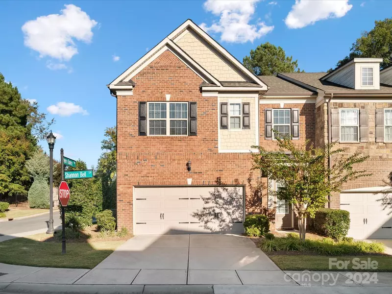 5422 Shannon Bell LN, Charlotte, NC 28277