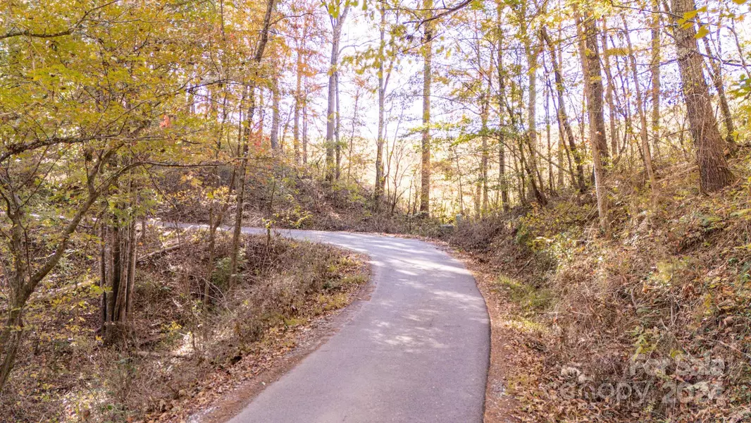 00 N Pinnacle DR #3, Weaverville, NC 28787