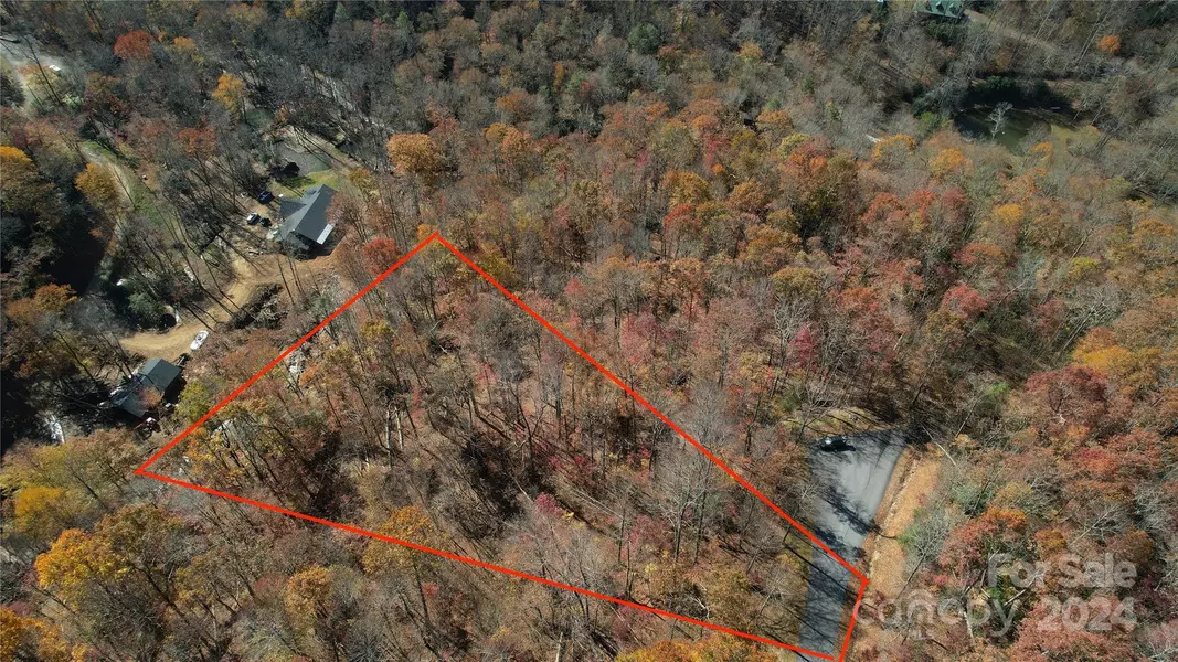 0 Stonefly CT, Spruce Pine, NC 28777