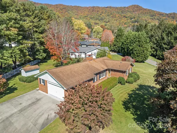 Waynesville, NC 28786,36 Little Mountain RD