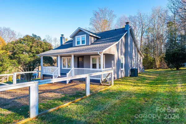 2594 NC 18 US 64 HWY, Morganton, NC 28655