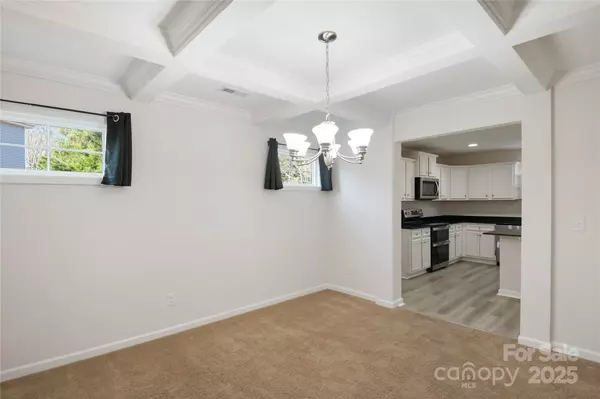 Chapin, SC 29036,270 Elsoma DR