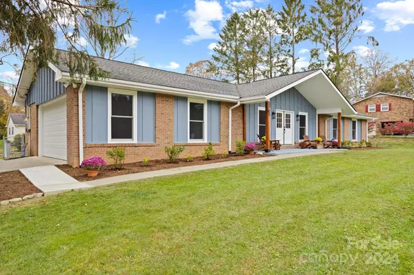 Fletcher, NC 28732,1 Oakbrook RD