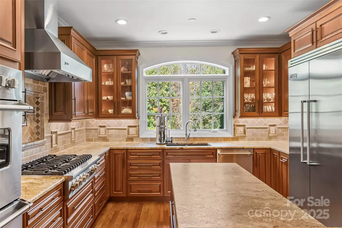 Hickory, NC 28601,119 42nd Avenue DR NW