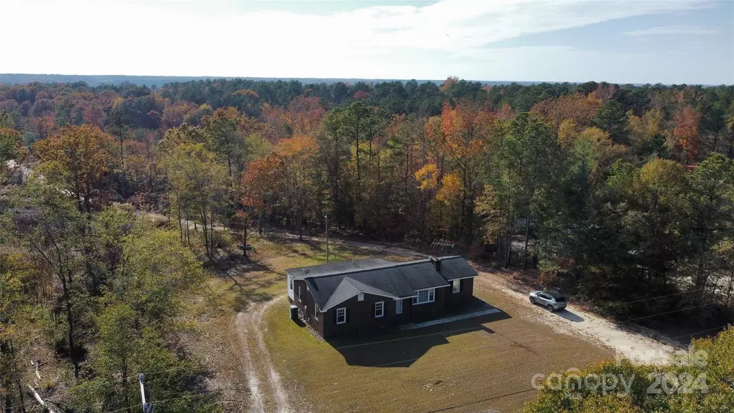 7166 Highway 341 HWY, Kershaw, SC 29067